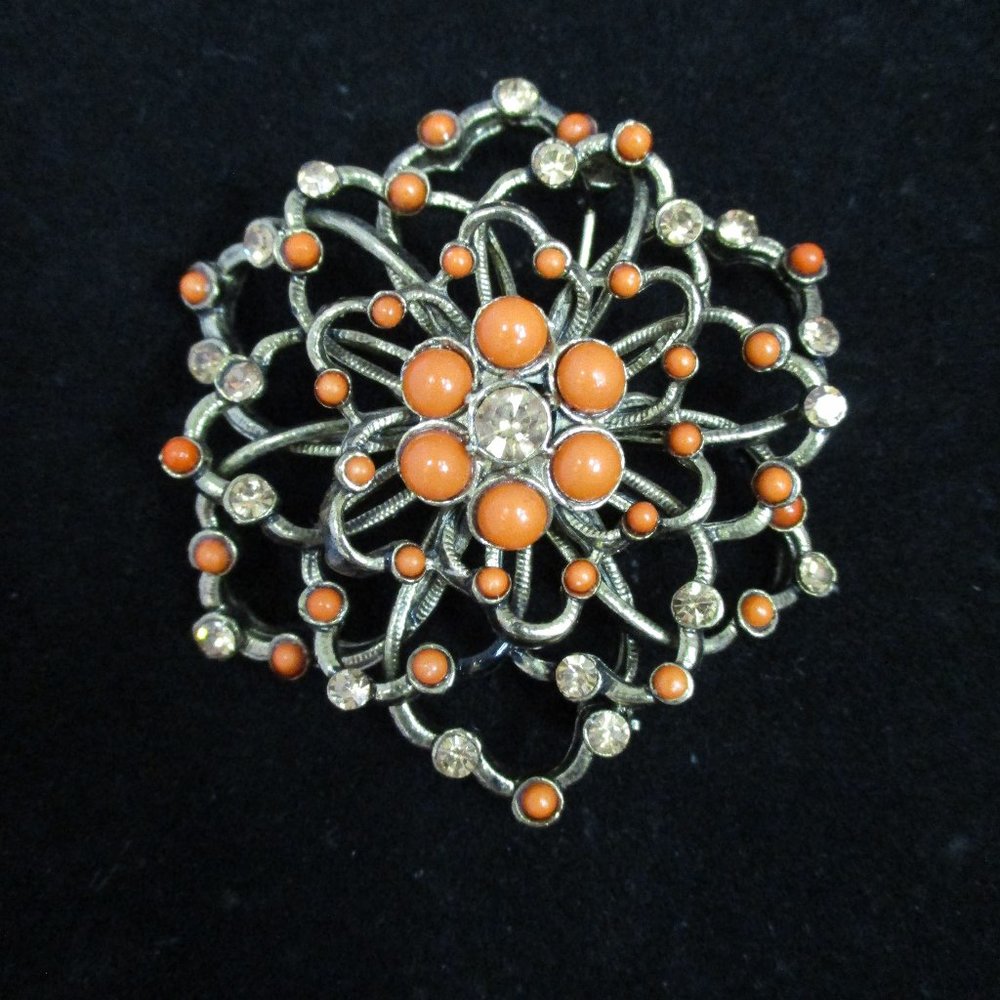 brooch